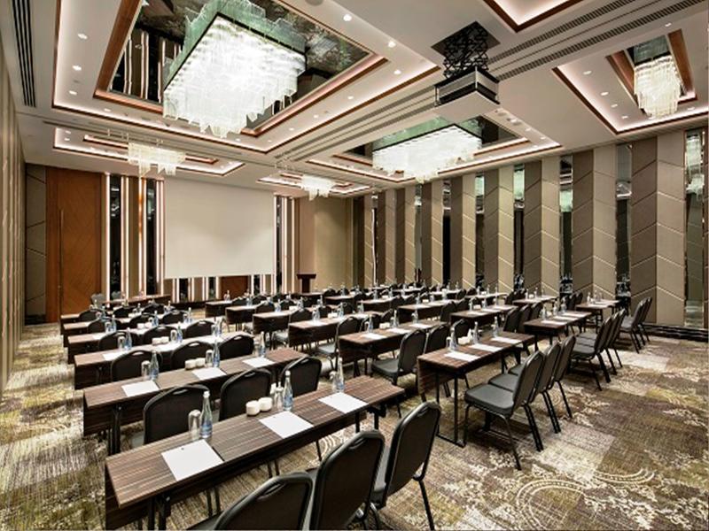 Отель Doubletree By Hilton Istanbul - Piyalepasa Экстерьер фото The Grand Ballroom