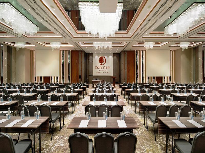 Отель Doubletree By Hilton Istanbul - Piyalepasa Экстерьер фото The ballroom